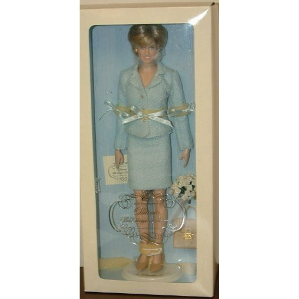 Franklin Mint Princess Diana Doll Blue Suit/Beige Handbag/Shoes/Earrings/Flower